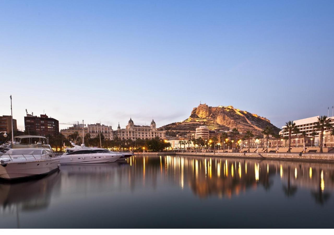 Luxury New Apartment City Centre & Beach, Alicante Esterno foto